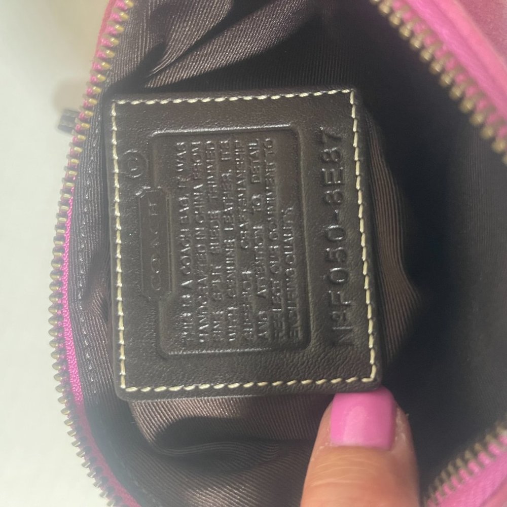 Coach Pink Suede Small Crossbody bag - Picture 7 of 16